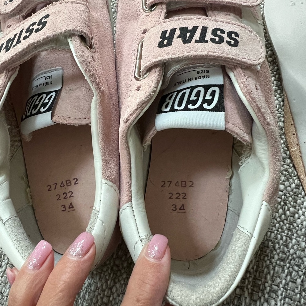 Golden goose kids size 34 pink suede! No added marks or stains! Like NEW! - Picture 6 of 9